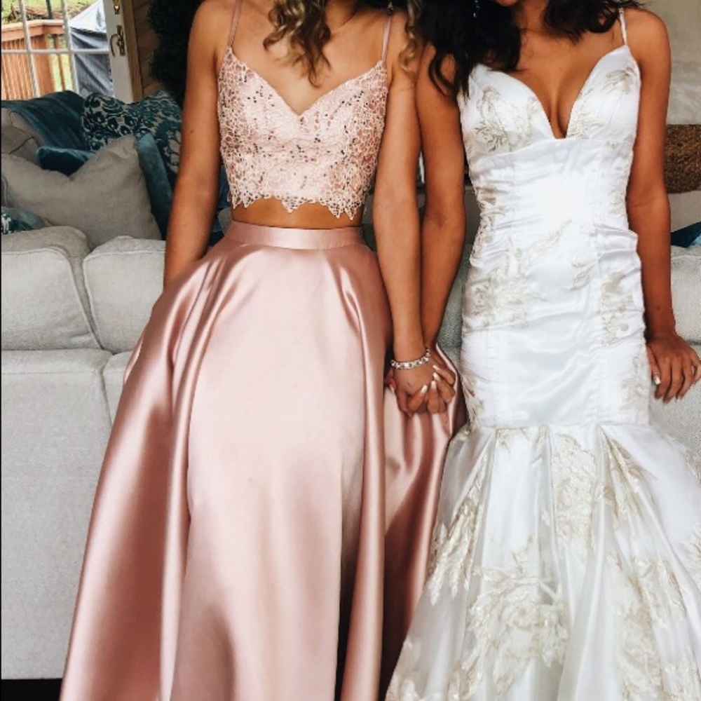 Prom dress